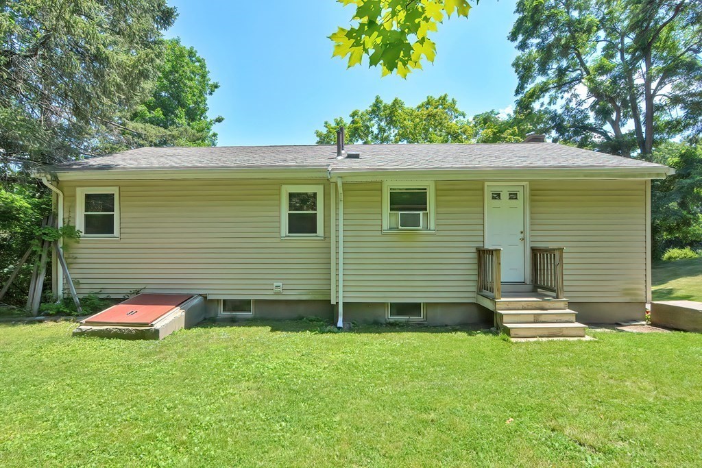 70 Roundtop Road Marlborough, MA 01752 - Photo 27 of 31 Gallery Image 27