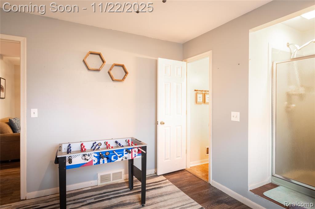 5333 Waterford Road Clarkston, MI 48346 - Photo 34 of 59 Gallery Image 34