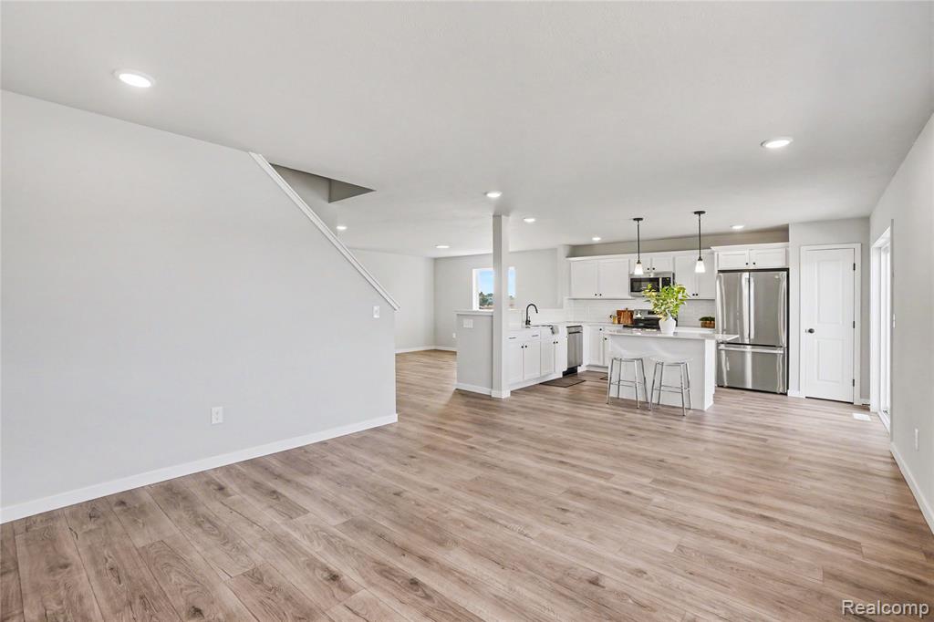 6044 Lahring Road Linden, MI 48451 - Photo 3 of 43