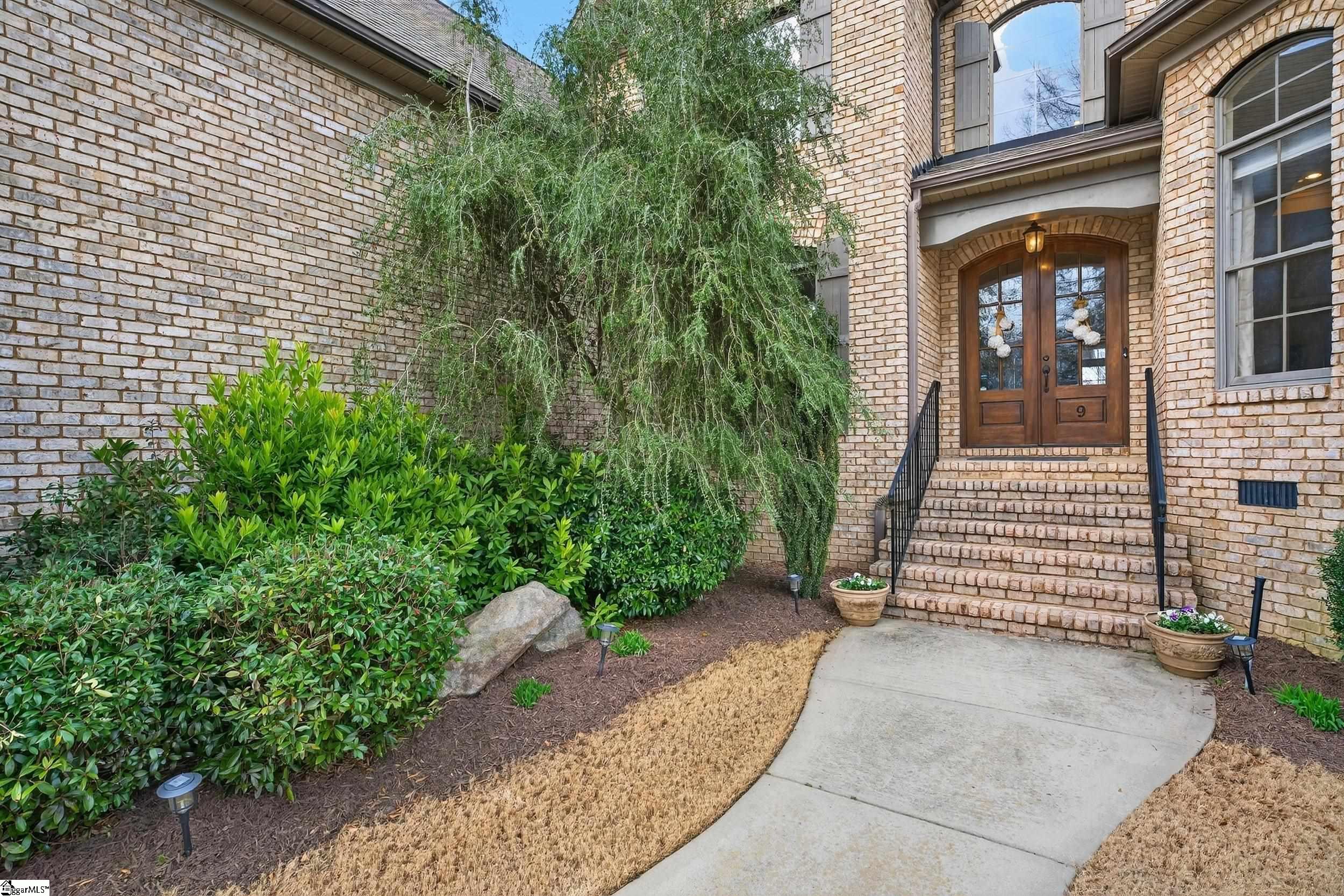 9 Bingham Way Simpsonville, SC 29680 - Photo 2 of 32