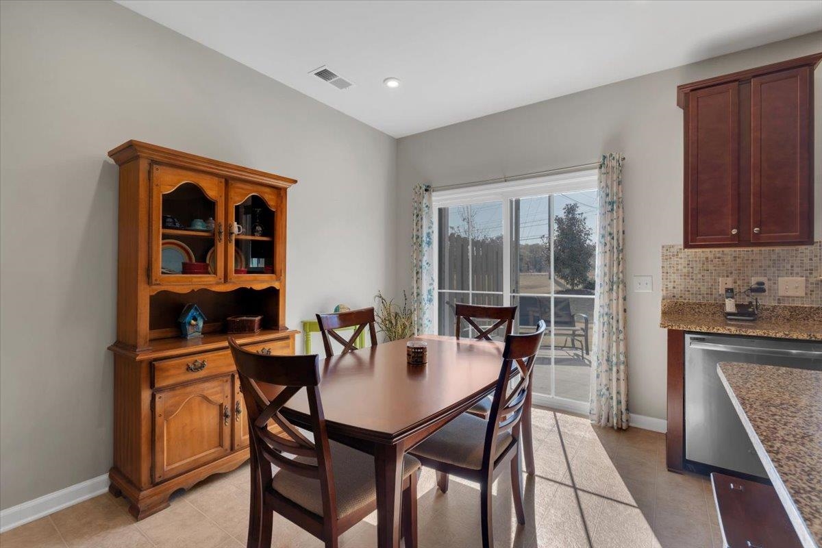 129 Roundtree Drive Simpsonville, SC 29681 - Photo 12 of 34 Gallery Image 12