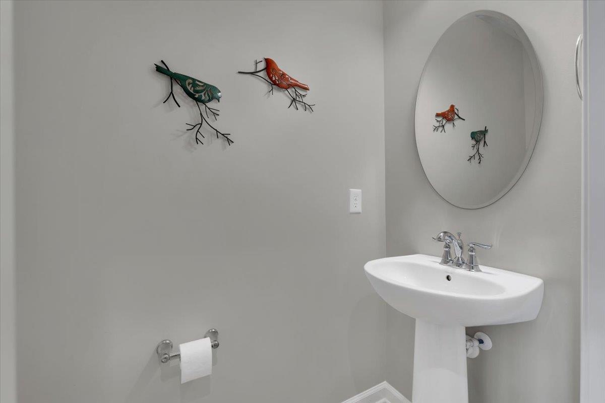 129 Roundtree Drive Simpsonville, SC 29681 - Photo 3 of 34 Gallery Image 3