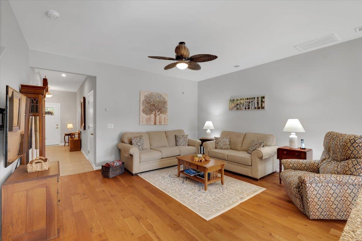 129 Roundtree Drive Simpsonville, SC 29681 - Photo 5 of 34 Gallery Image 5