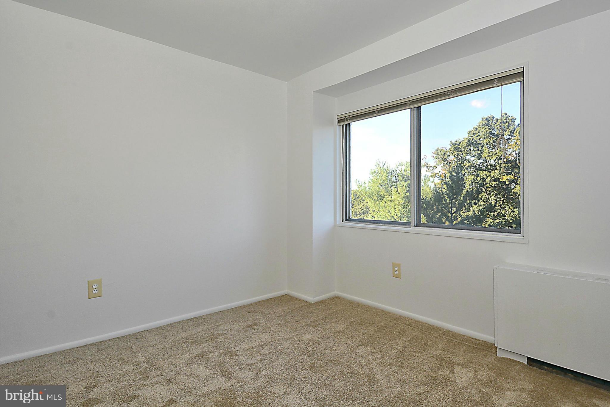 1111 University Boulevard West, Unit 607 Silver Spring, MD 20902 - Photo 13 of 30 Dining Room
