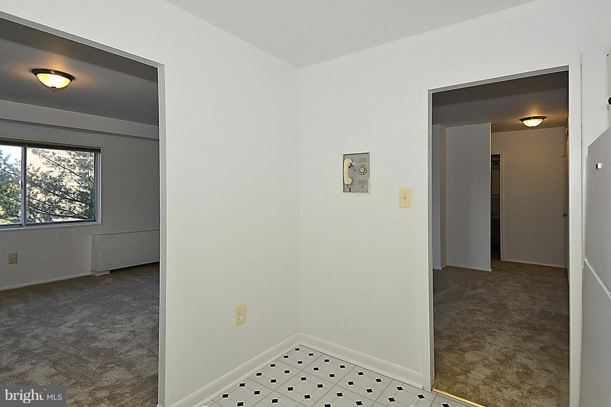 1111 University Boulevard West, Unit 607 Silver Spring, MD 20902 - Photo 18 of 30 Kitchen