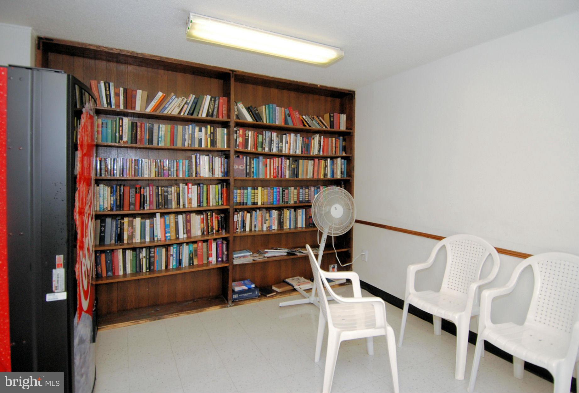 1111 University Boulevard West, Unit 607 Silver Spring, MD 20902 - Photo 23 of 30 Community Library