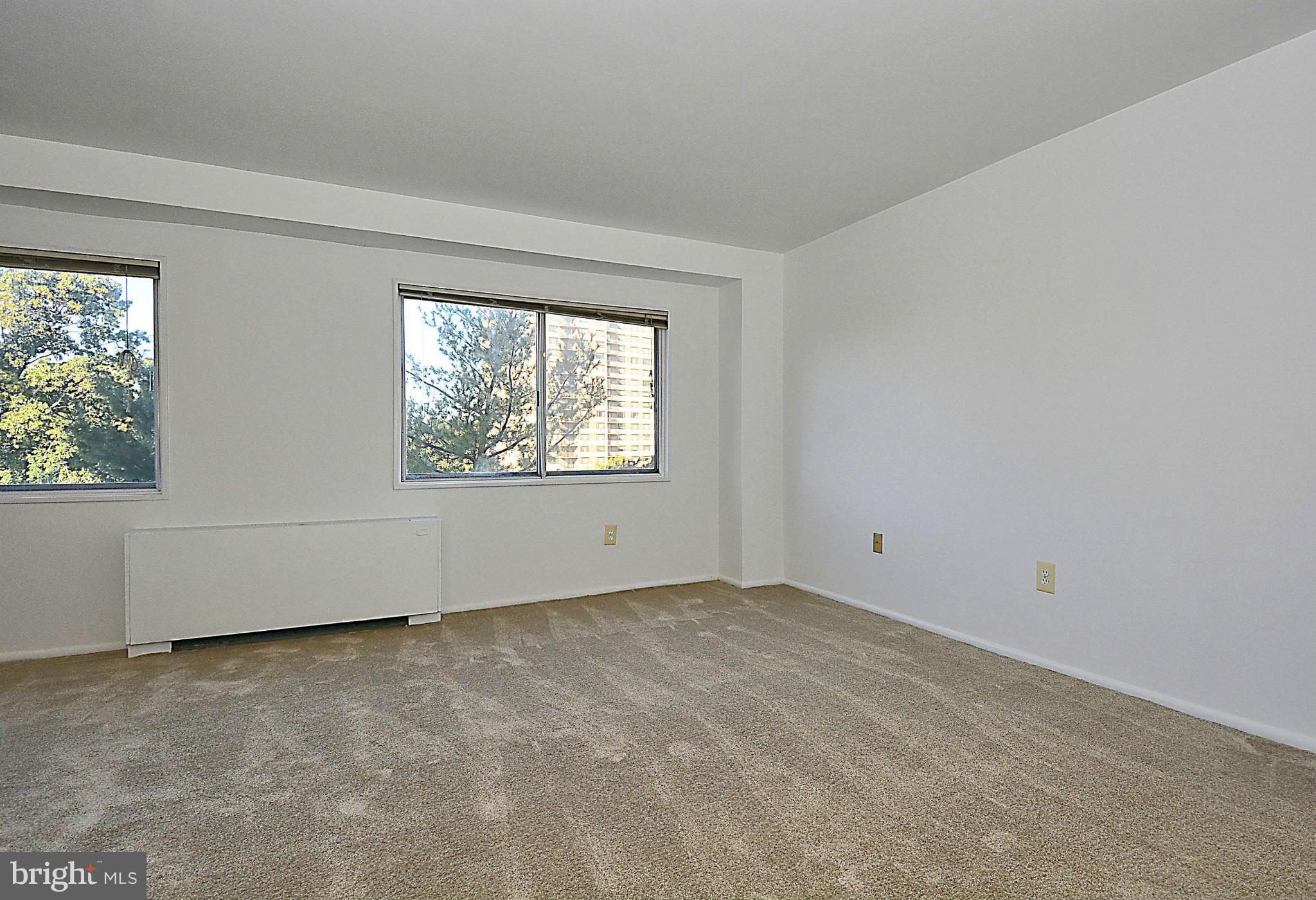 1111 University Boulevard West, Unit 607 Silver Spring, MD 20902 - Photo 10 of 30 Living Room