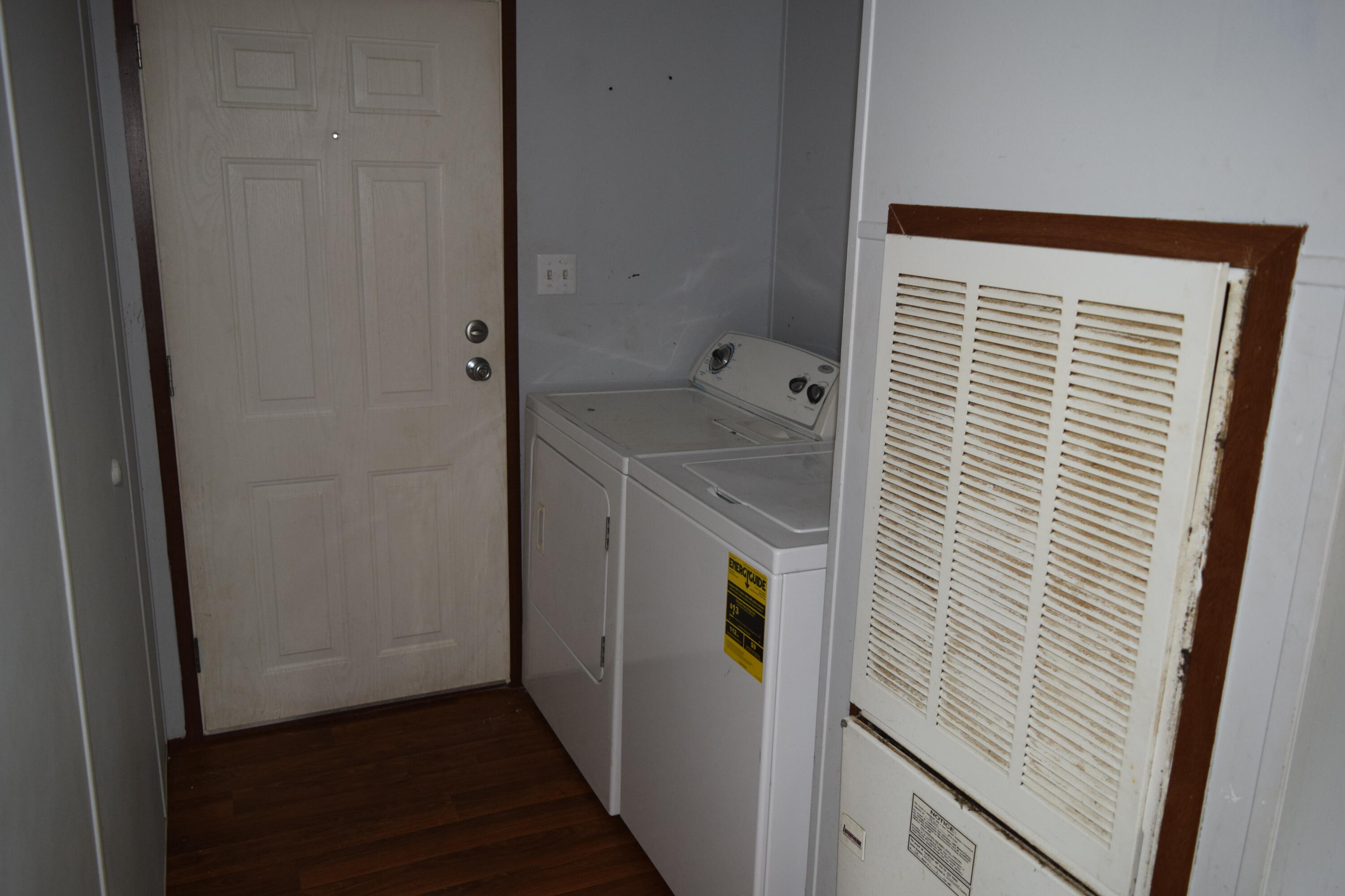 252 Reece Road Southwest Willis, VA 24380 - Photo 28 of 37 DSC_0117