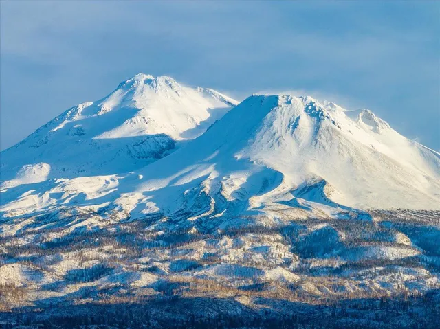 $949,000 | 17325 Nicklaus Court, Weed, CA 96094