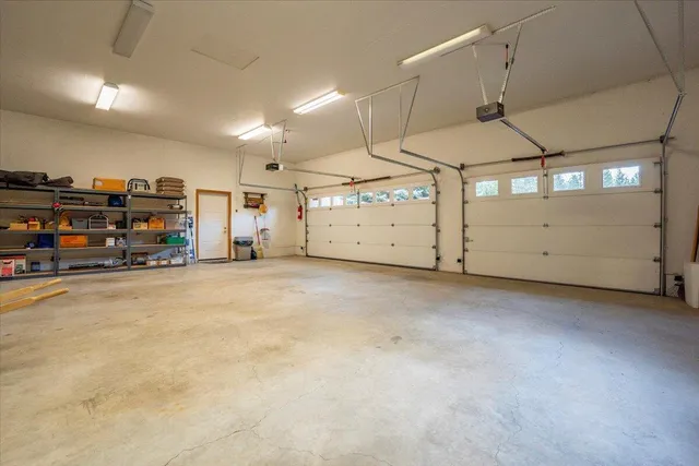 $949,000 | 17325 Nicklaus Court, Weed, CA 96094