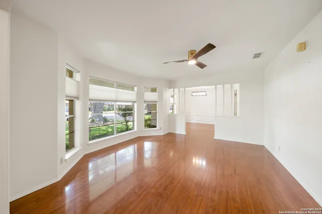 $2,195 | 425 Crestwind Drive, Windcrest, TX 78239