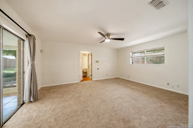 $2,195 | 425 Crestwind Drive, Windcrest, TX 78239