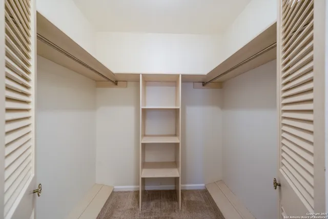 $2,195 | 425 Crestwind Drive, Windcrest, TX 78239