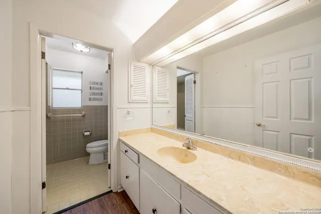 $2,195 | 425 Crestwind Drive, Windcrest, TX 78239