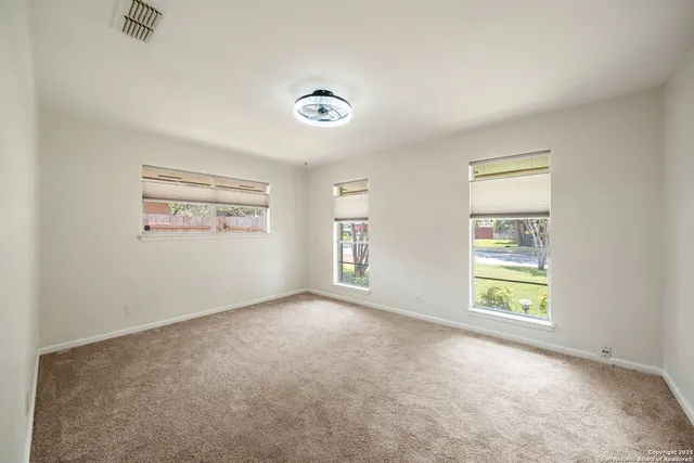 $2,195 | 425 Crestwind Drive, Windcrest, TX 78239