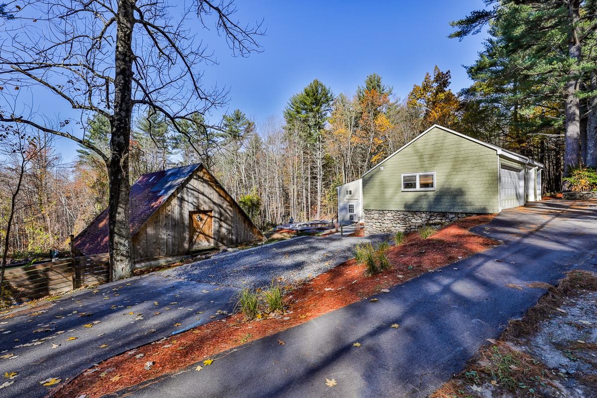 34 Old Milford Road Brookline, NH 03033 - Photo 1 of 36