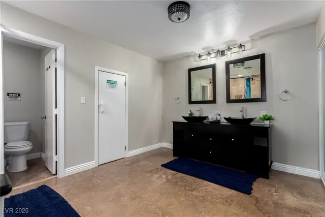 $820,000 | 5710 Madre Mesa Drive, Las Vegas, NV 89108