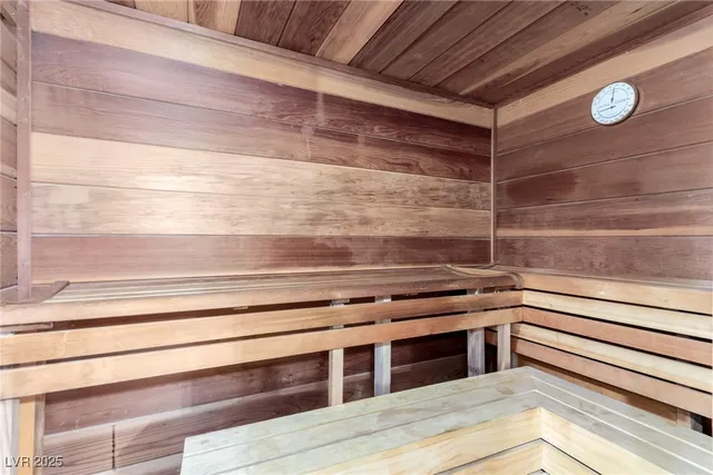 $820,000 | 5710 Madre Mesa Drive, Las Vegas, NV 89108