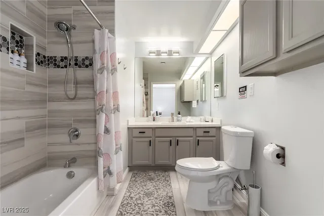 $820,000 | 5710 Madre Mesa Drive, Las Vegas, NV 89108