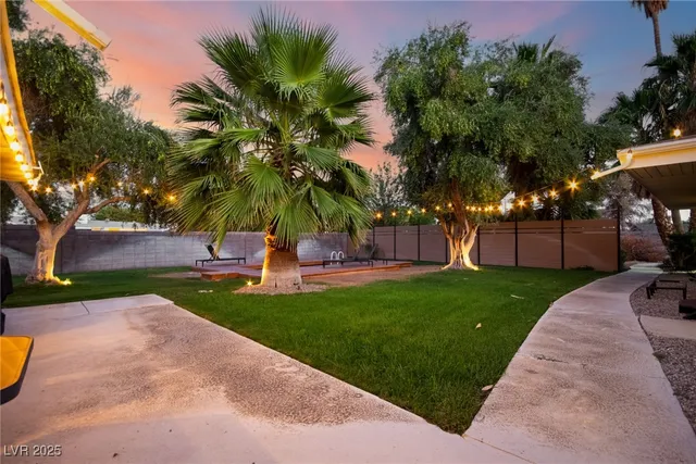 $820,000 | 5710 Madre Mesa Drive, Las Vegas, NV 89108