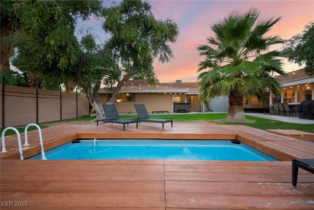 $820,000 | 5710 Madre Mesa Drive, Las Vegas, NV 89108