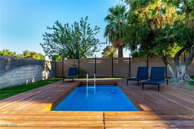 $820,000 | 5710 Madre Mesa Drive, Las Vegas, NV 89108