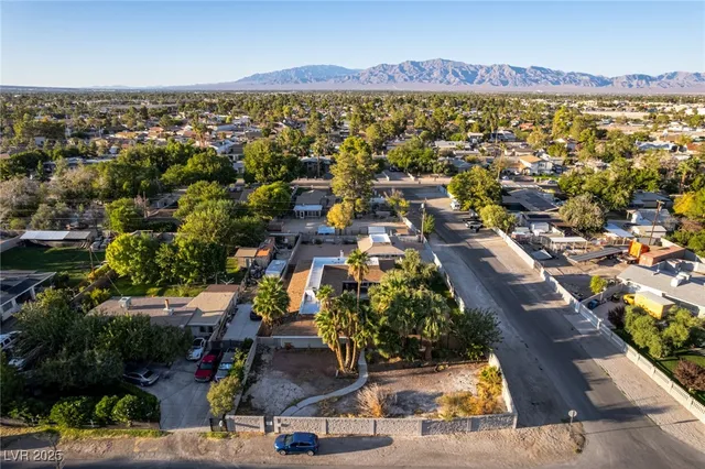 $820,000 | 5710 Madre Mesa Drive, Las Vegas, NV 89108