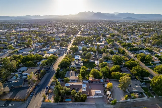 $820,000 | 5710 Madre Mesa Drive, Las Vegas, NV 89108