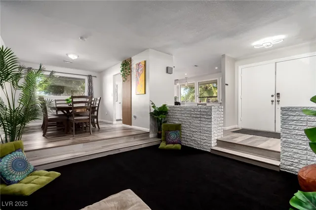 $820,000 | 5710 Madre Mesa Drive, Las Vegas, NV 89108