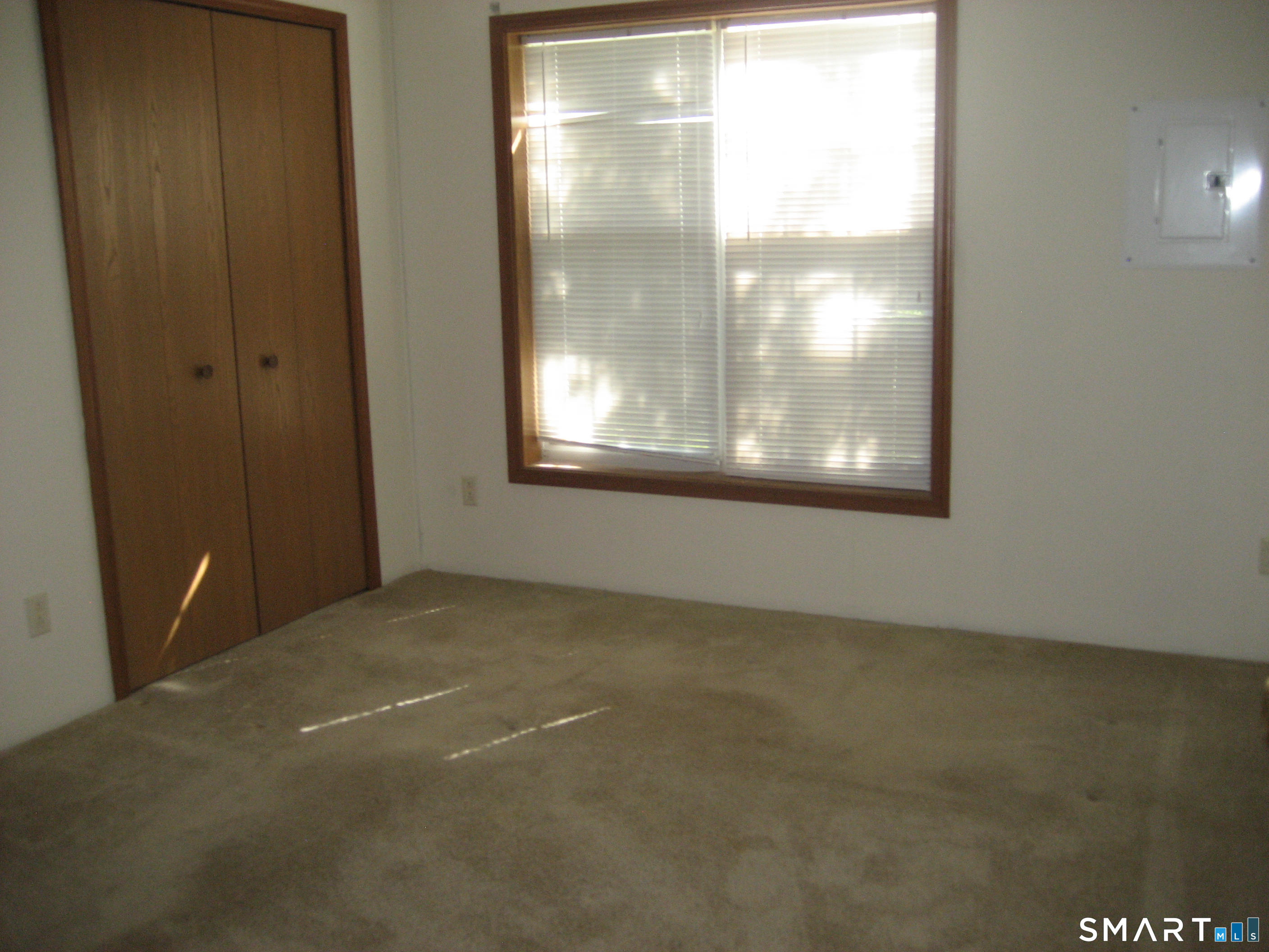 136 Hunters Road Norwich, CT 06360 - Photo 8 of 14 Gallery Image 8