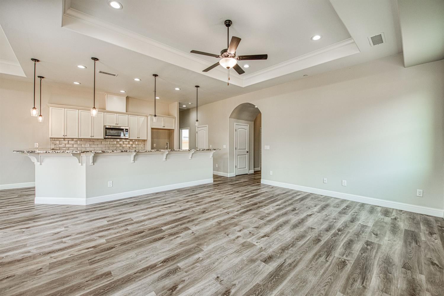 603 Alpine Way Madera, CA 93636 - Photo 7 of 38 Gallery Image 7