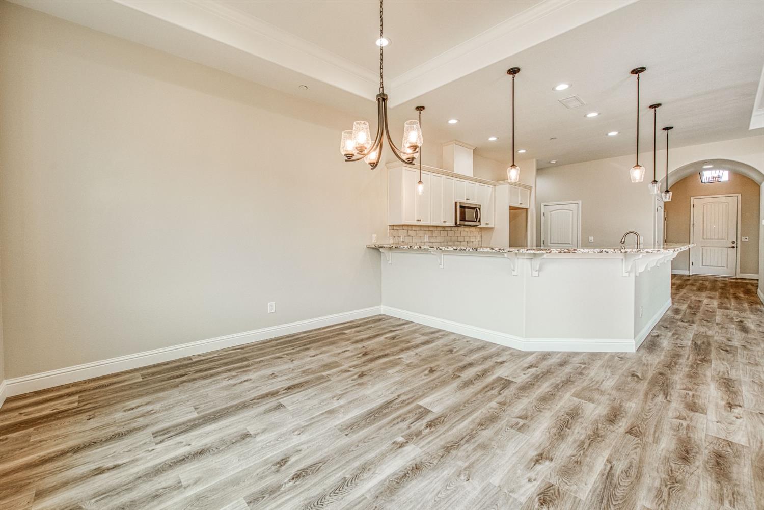 603 Alpine Way Madera, CA 93636 - Photo 9 of 38 Gallery Image 9
