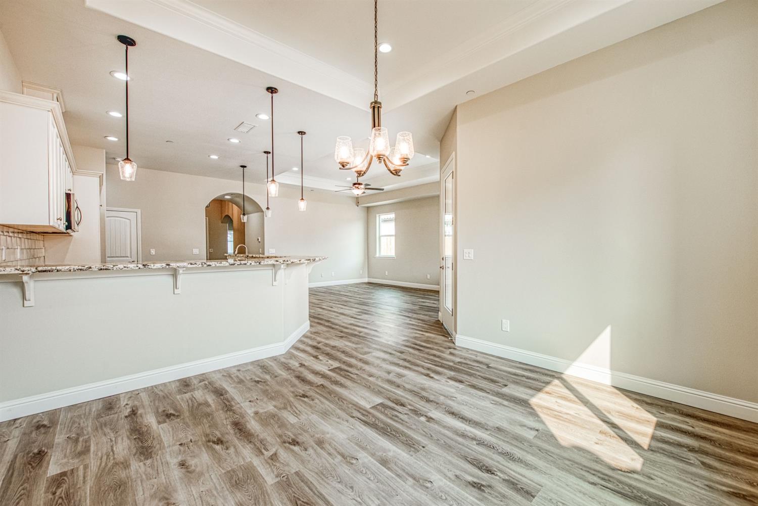 603 Alpine Way Madera, CA 93636 - Photo 10 of 38 Gallery Image 10