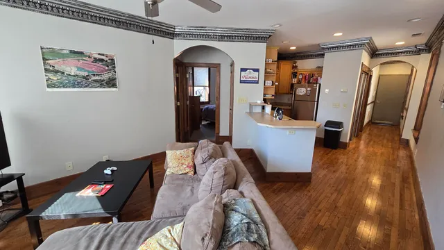 $1,295 | 906 South 5th Street, Unit 202, Milwaukee, WI 53204