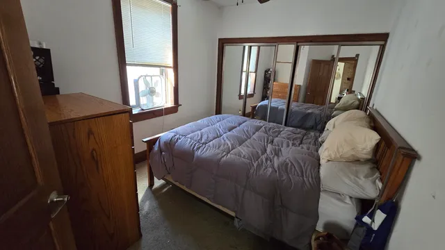 $1,295 | 906 South 5th Street, Unit 202, Milwaukee, WI 53204