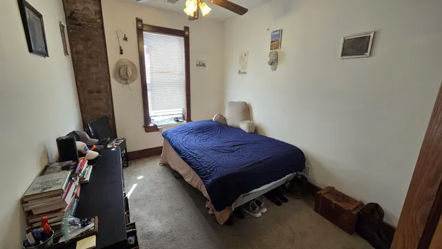 $1,295 | 906 South 5th Street, Unit 202, Milwaukee, WI 53204