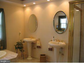 170 Mary Bell Road Manahawkin, NJ 08050 - Photo 15 of 20 Gallery Image 15