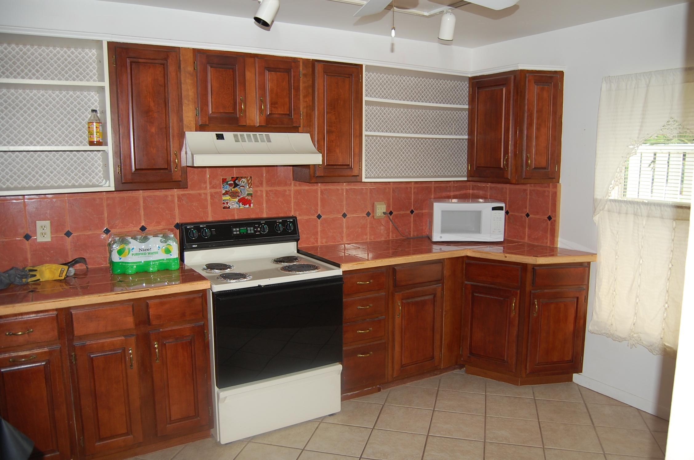 4451-4453 Southeast Village Road Stuart, FL 34997 - Photo 7 of 10 006