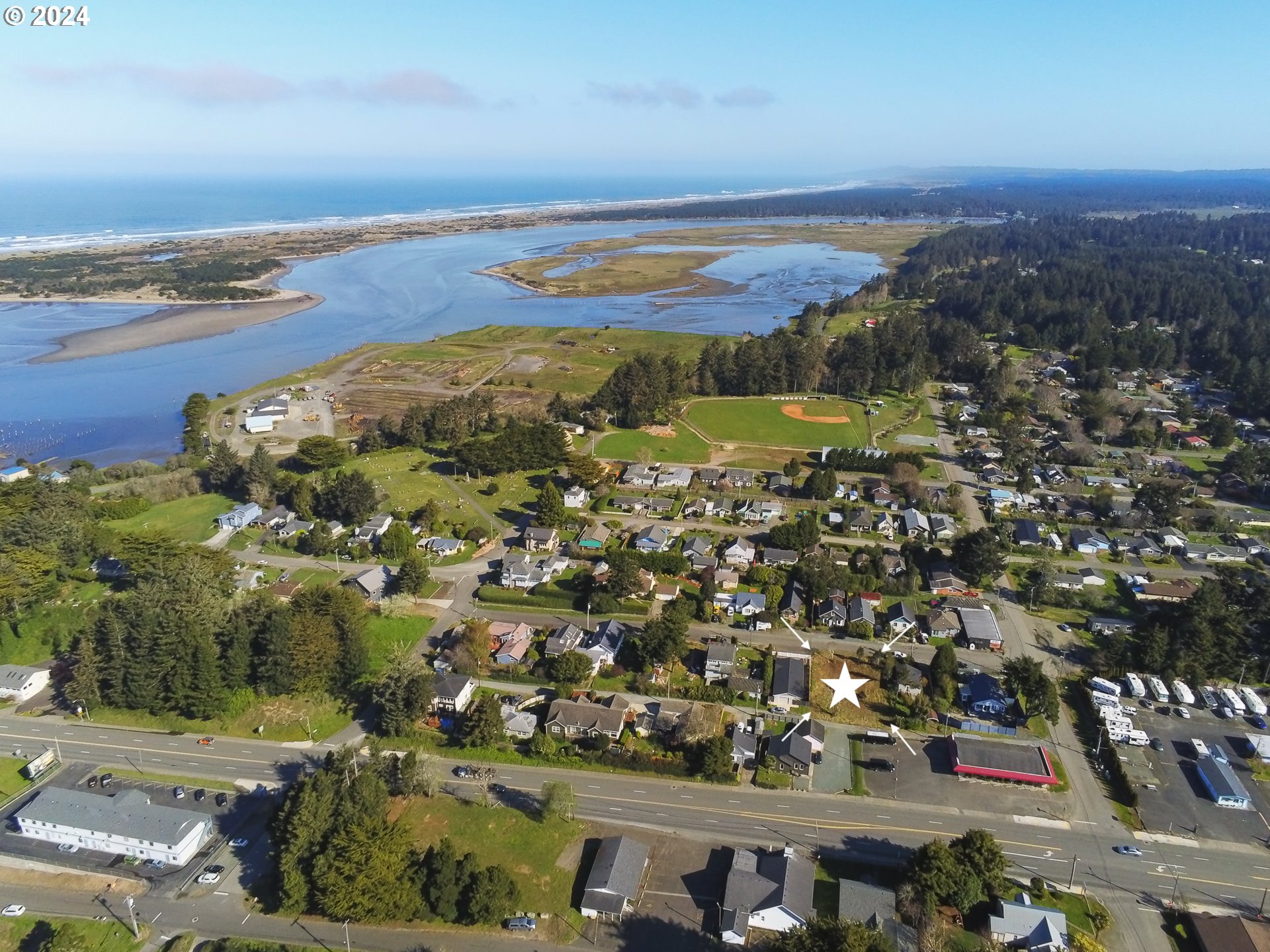 1st Street Southeast, Unit 7800 01 Bandon, OR 97411 - Photo 4 of 16
