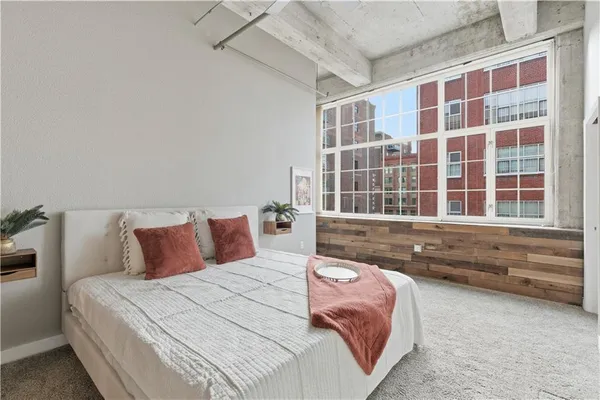 $270,000 | 321 West 7th Street, Unit 402, Kansas City, MO 64105