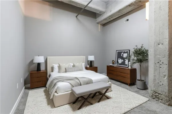 $270,000 | 321 West 7th Street, Unit 402, Kansas City, MO 64105
