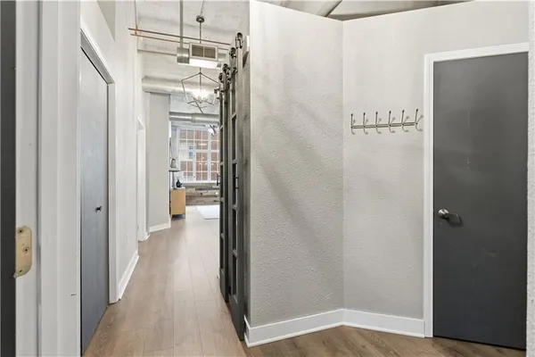$270,000 | 321 West 7th Street, Unit 402, Kansas City, MO 64105