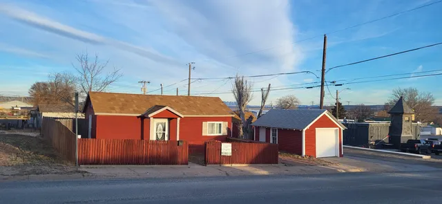 $120,000 | 219 Colorado Street, Rawlins, WY 82301