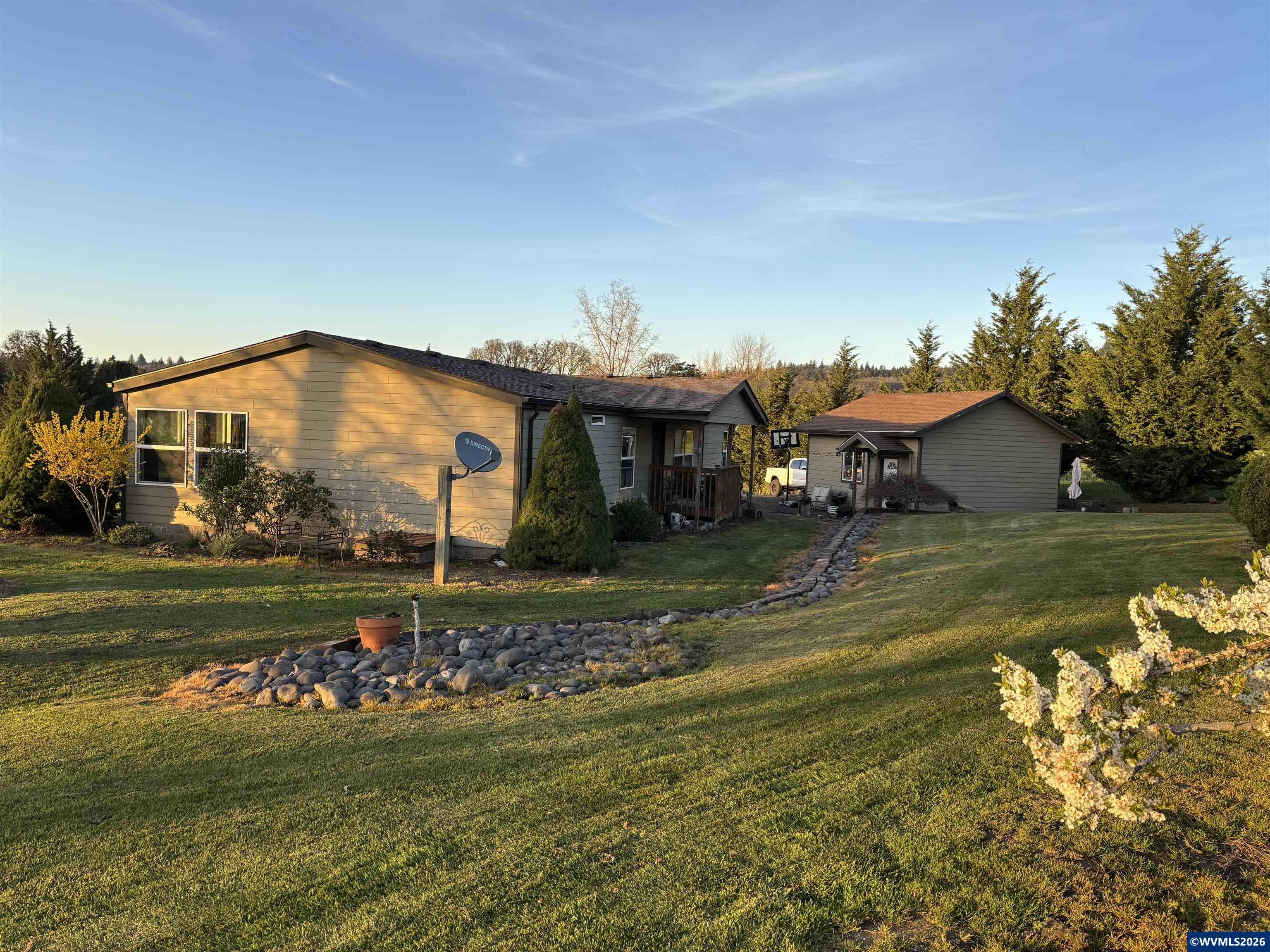 1820 Steiwer Road Southeast Jefferson, OR 97352 - Photo 4 of 25 Gallery Image 4