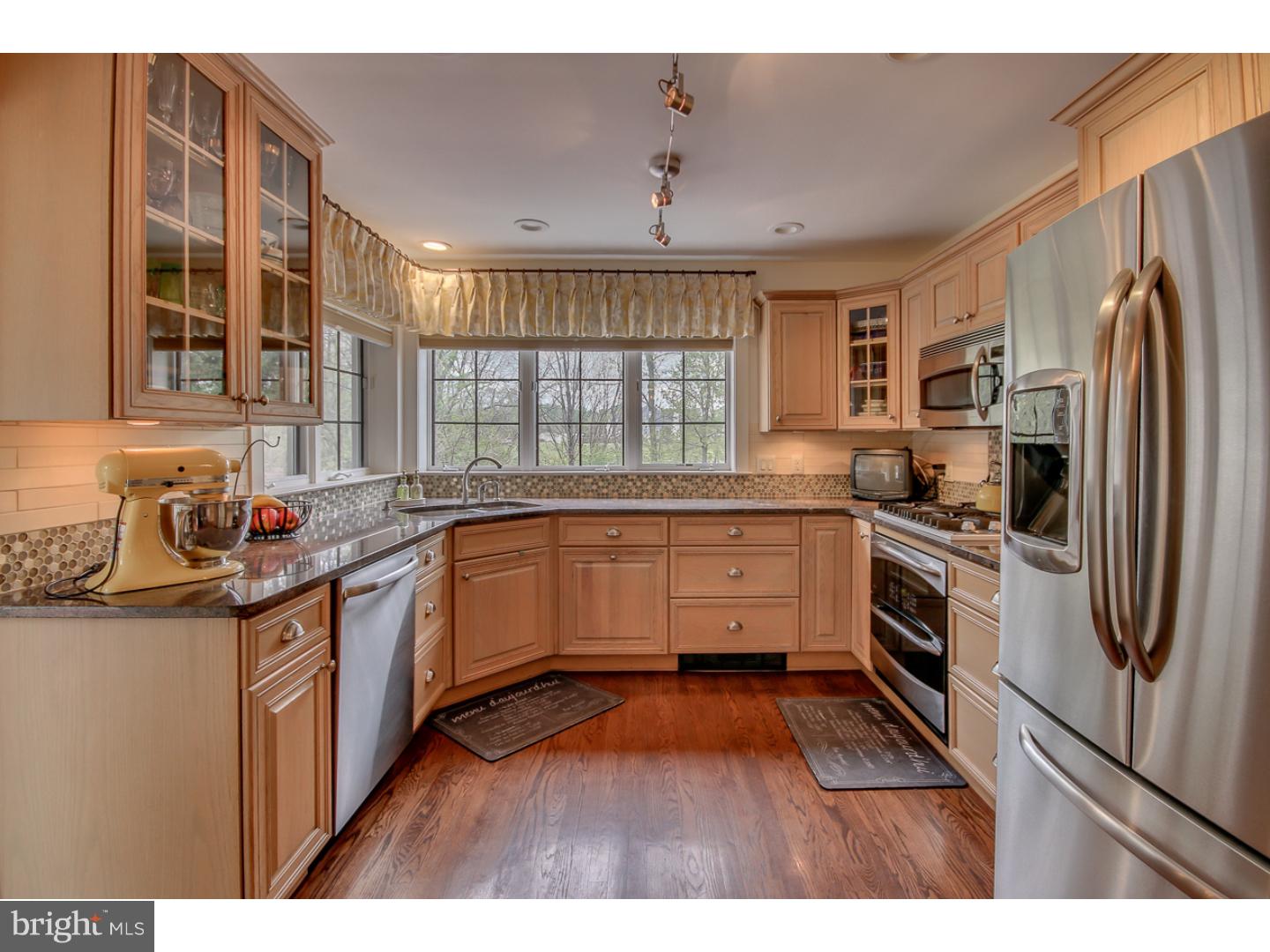 4532 Smith Road Furlong, PA 18925 - Photo 7 of 25 Kitchen