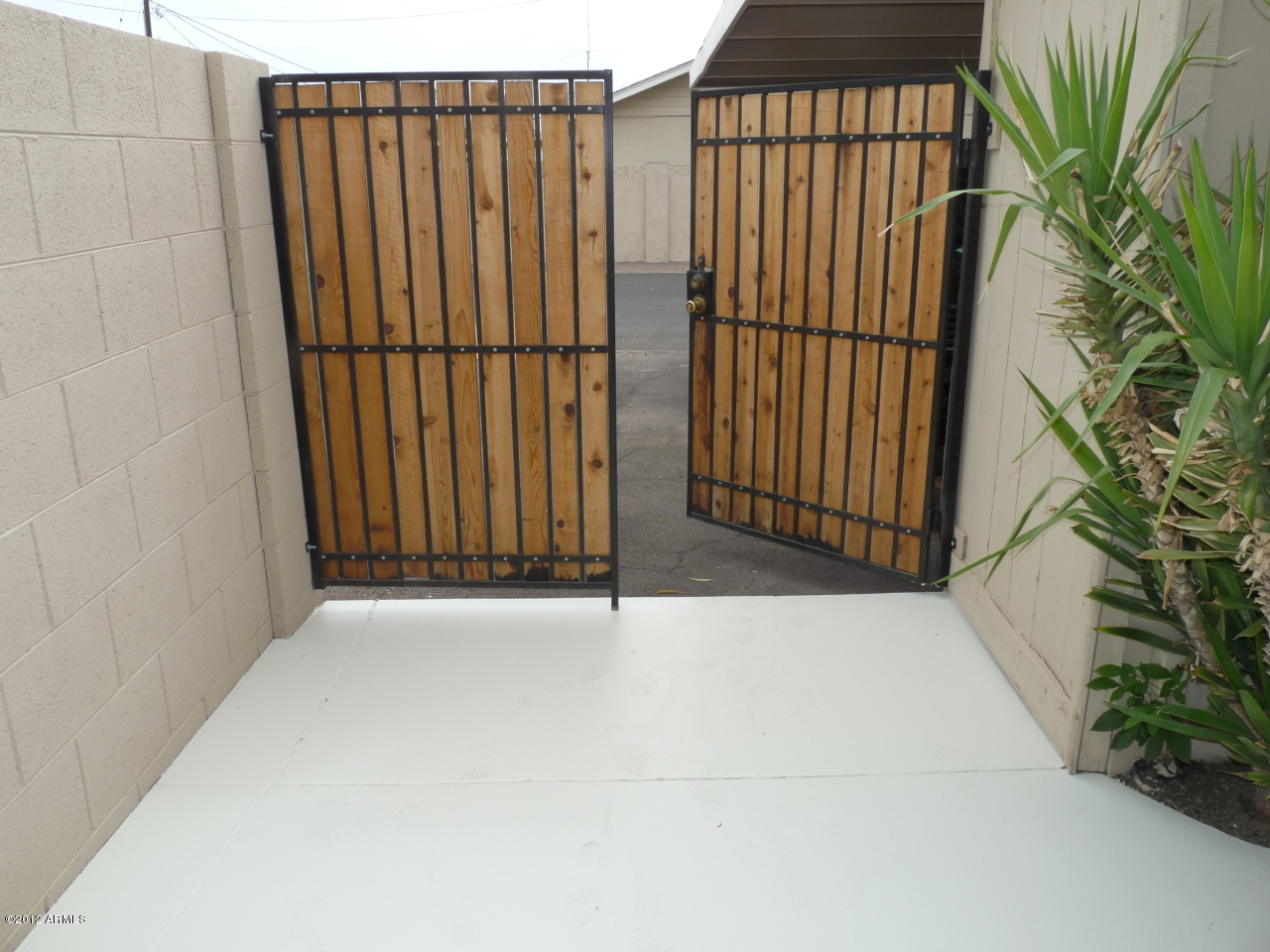 6957 East Osborn Road, Unit B Scottsdale, AZ 85251 - Photo 9 of 13 Patio 2