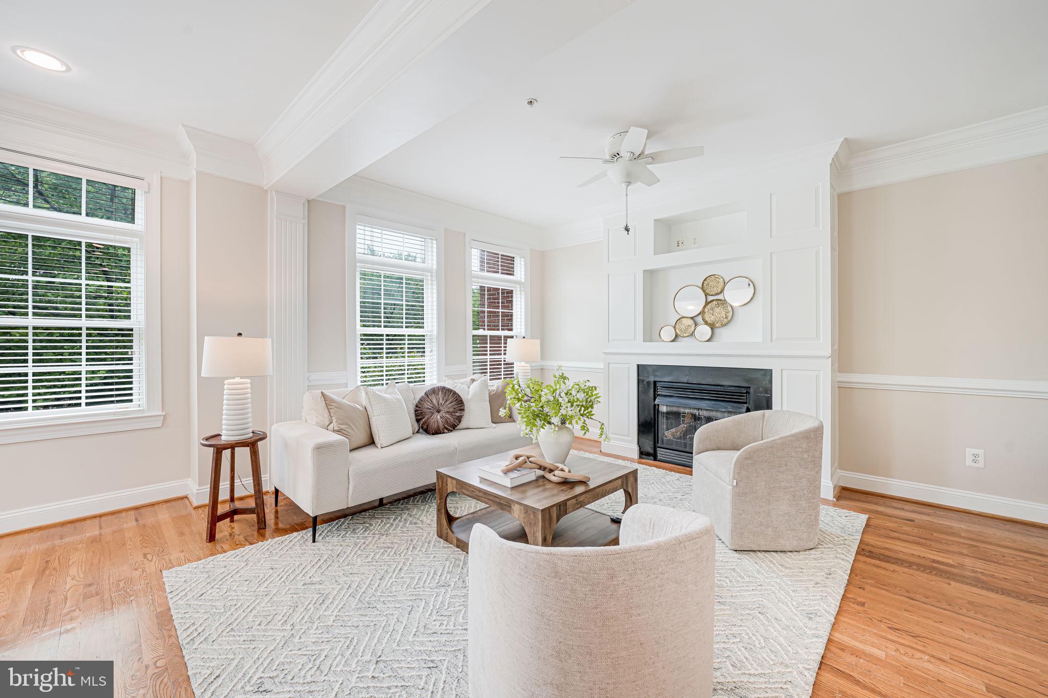 12122 Kinsley Place Reston, VA 20190 - Photo 7 of 25 Gallery Image 7