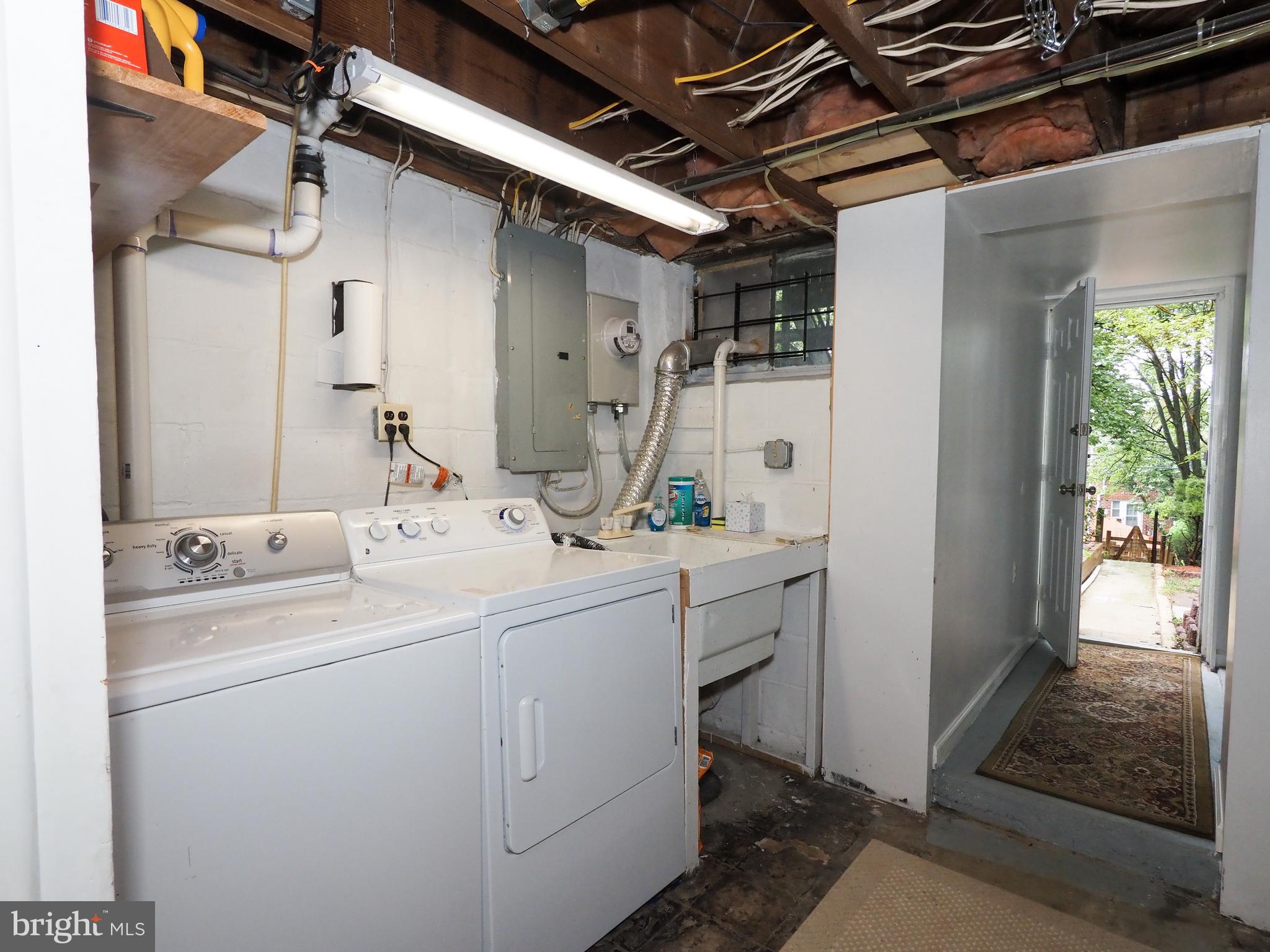 5526 Channing Road Baltimore, MD 21229 - Photo 16 of 42 Laundry room in basement