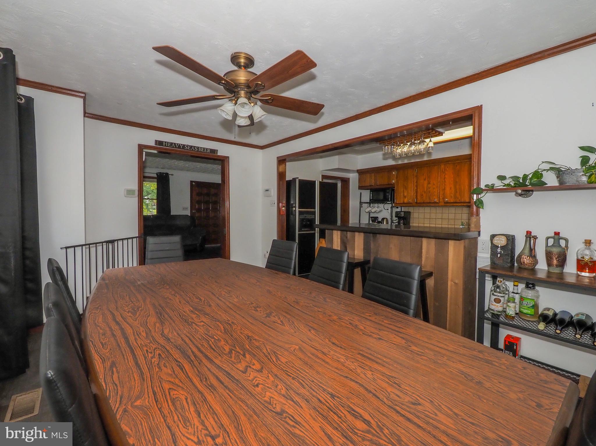 5526 Channing Road Baltimore, MD 21229 - Photo 3 of 42 Dining area