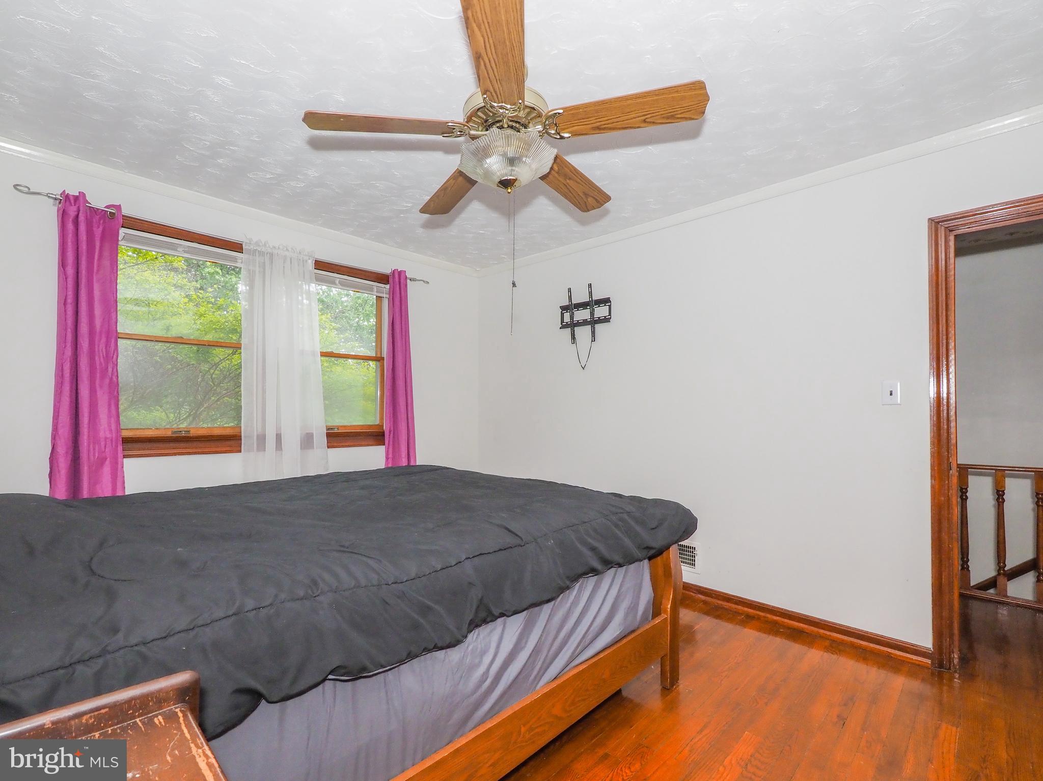 5526 Channing Road Baltimore, MD 21229 - Photo 32 of 42 Bedroom 1